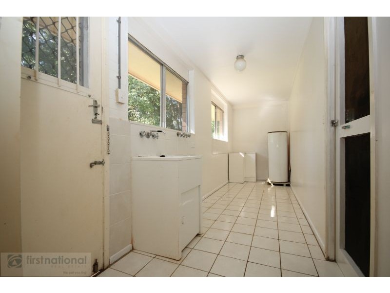 19 Hallett Avenue, Camira QLD 4300
