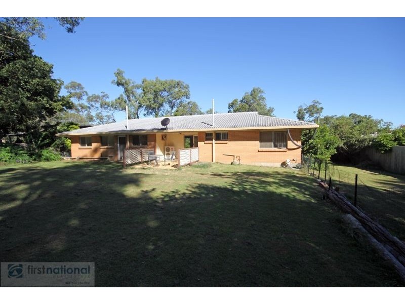 19 Hallett Avenue, Camira QLD 4300
