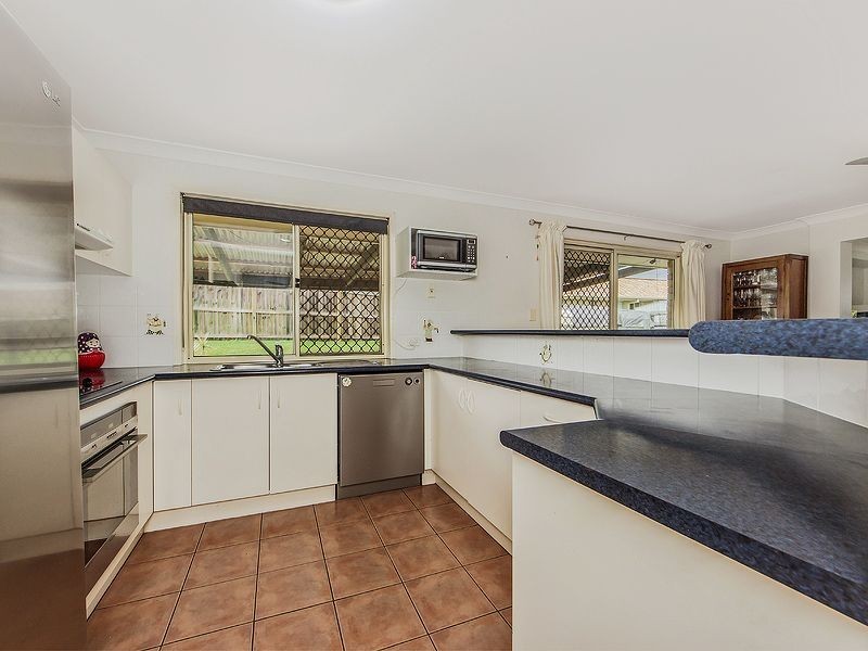5 Ellie Court, Yamanto QLD 4305