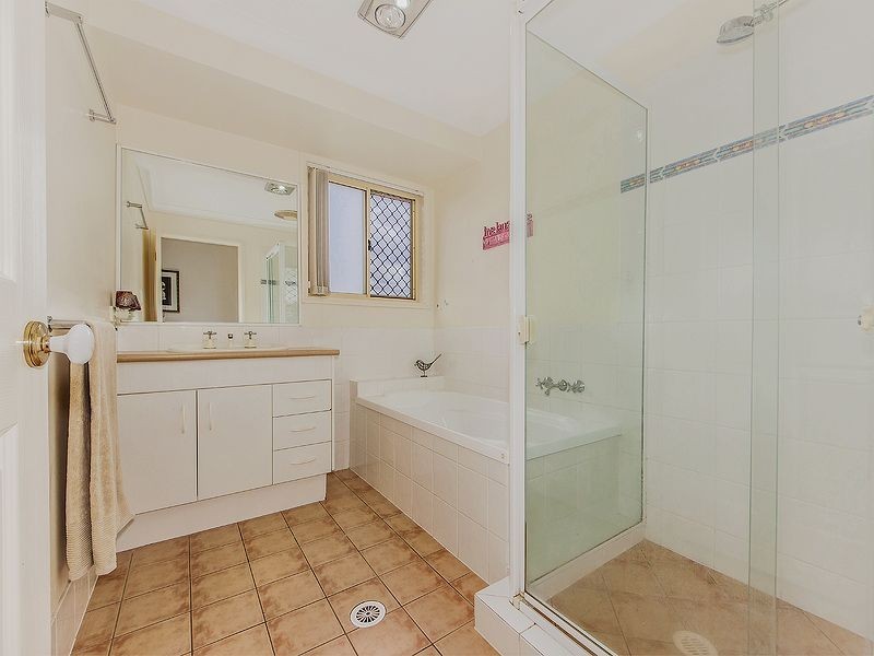5 Ellie Court, Yamanto QLD 4305