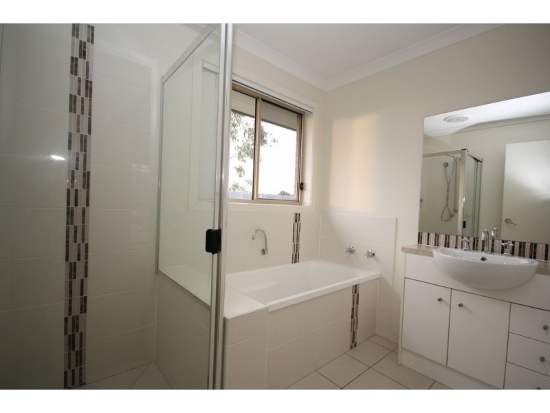 3 Moore Street, Redbank Plains QLD 4301