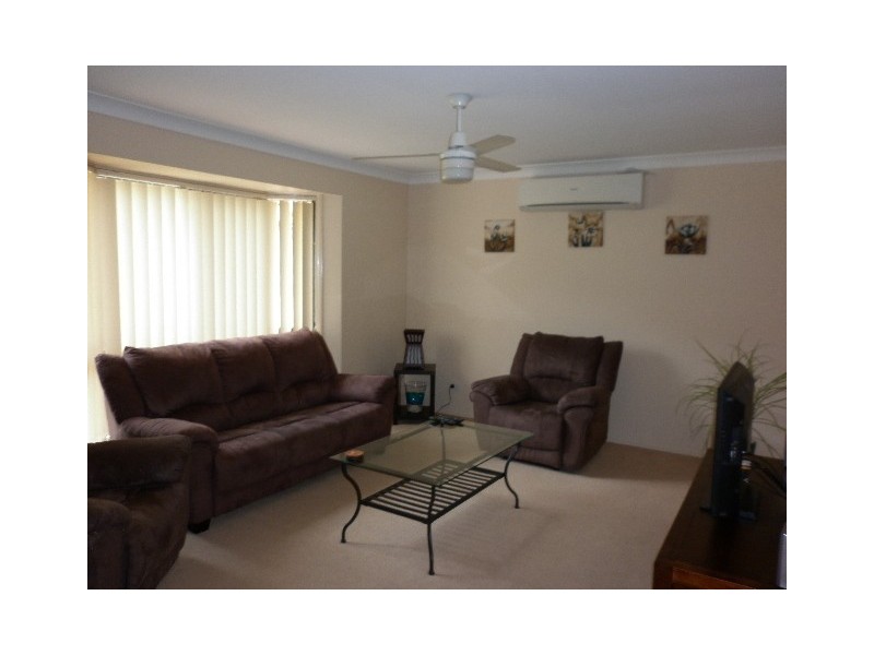 4 Ashton Way, Forest Lake QLD 4078