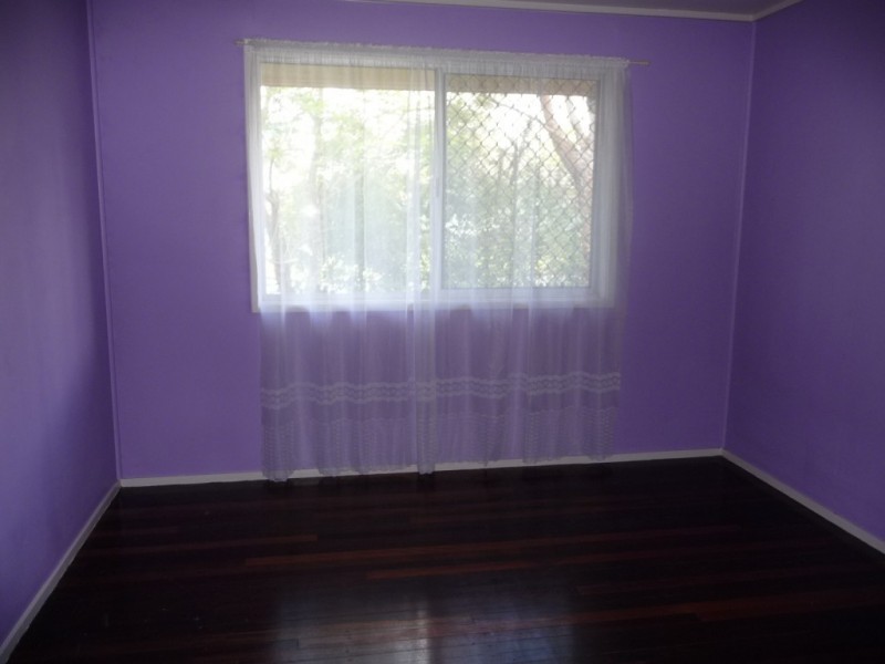 1 Sean Street, Riverview QLD 4303