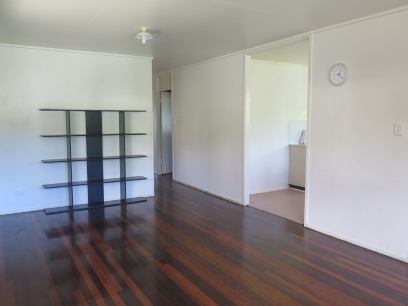 1 Sean Street, Riverview QLD 4303
