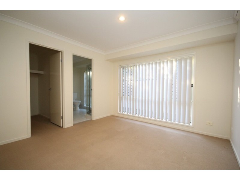 39 Orchard Crescent, Springfield Lakes QLD 4300