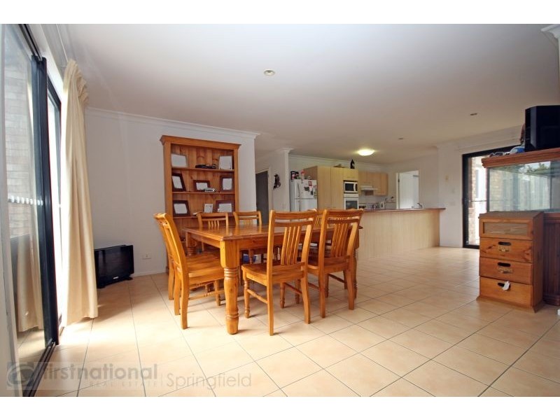 8 Bidford Street, Springfield QLD 4300