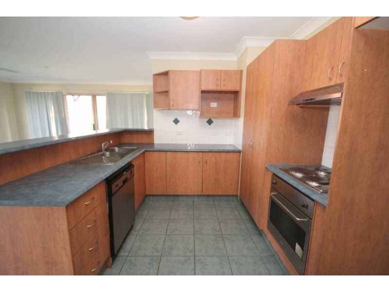 5 Beazley Court, Collingwood Park QLD 4301