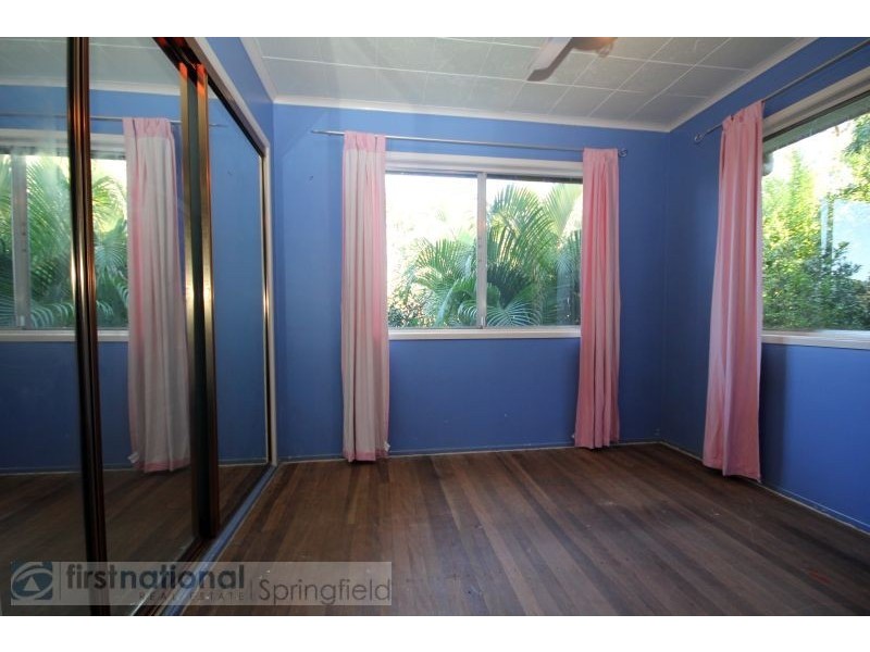 37 Hallett Avenue, Camira QLD 4300