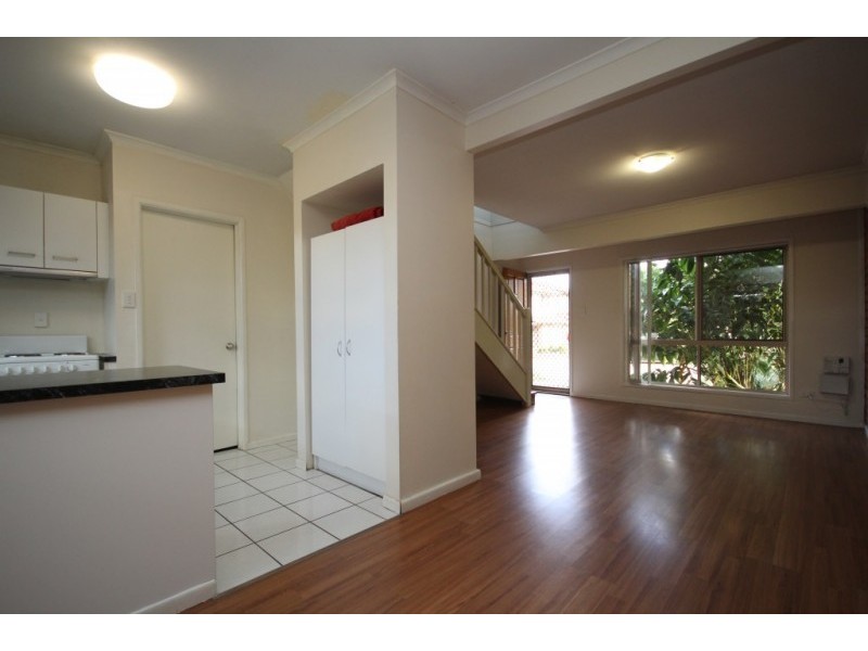 17/13 Bridge Street, Redbank QLD 4301