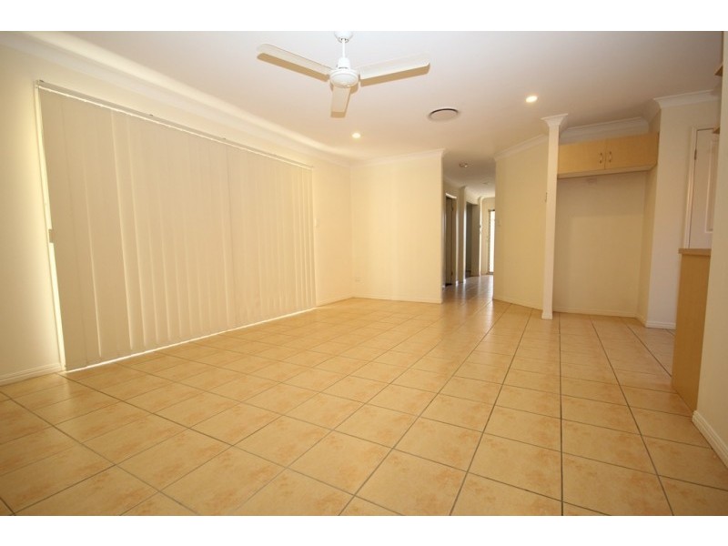 6 Jessie Street, Springfield Lakes QLD 4300