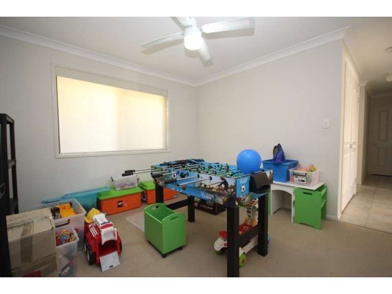 44 Esperance Crescent, Springfield Lakes QLD 4300