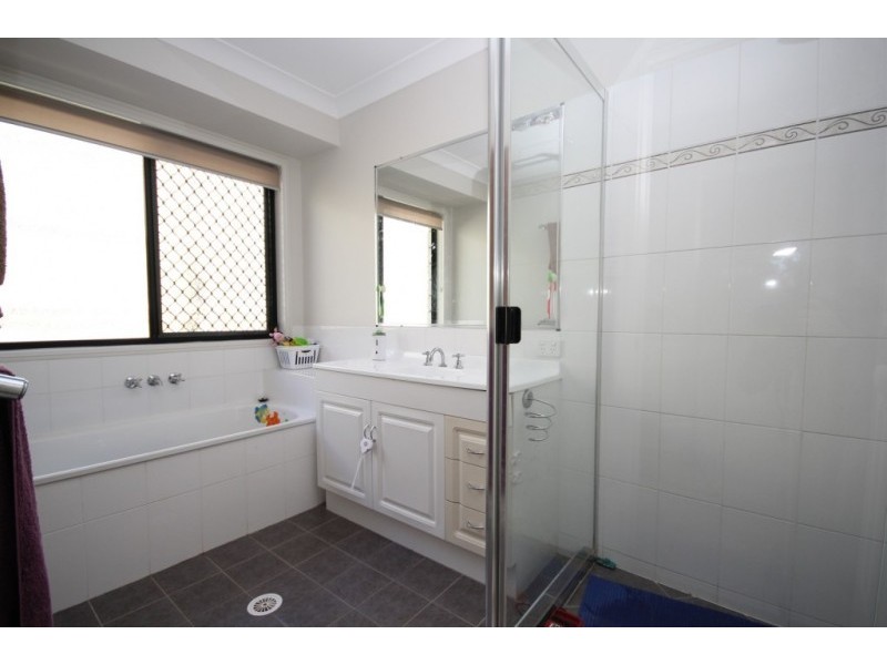 44 Esperance Crescent, Springfield Lakes QLD 4300