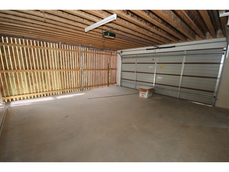 15 Honeypot Avenue, Springfield Lakes QLD 4300