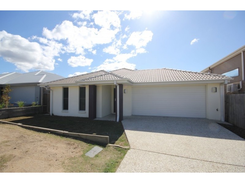 25 Hookes Terrace, Springfield Lakes QLD 4300