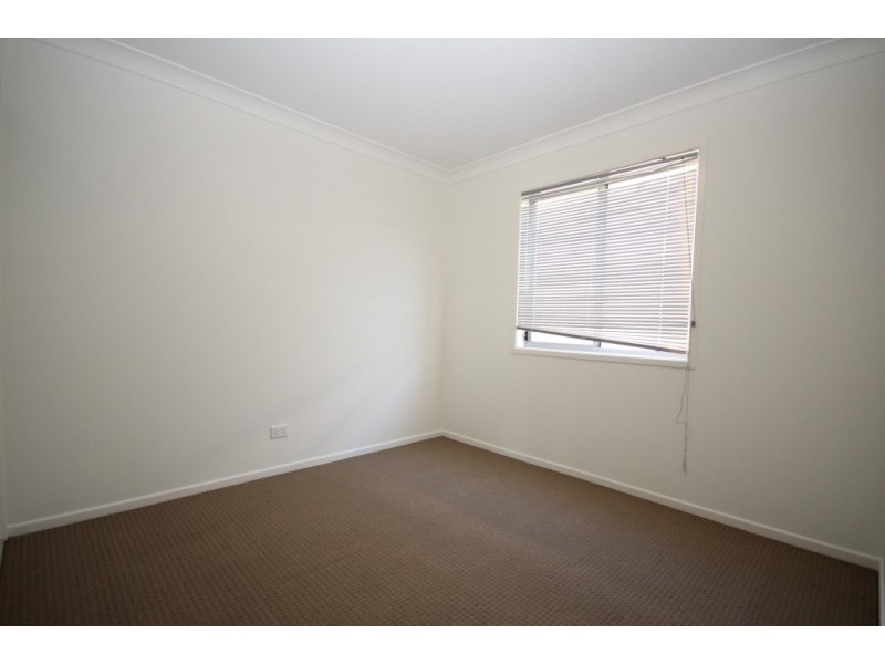 25 Hookes Terrace, Springfield Lakes QLD 4300