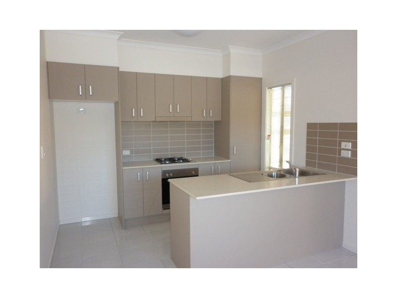 14 Arnaldo Avenue, Augustine Heights QLD 4300