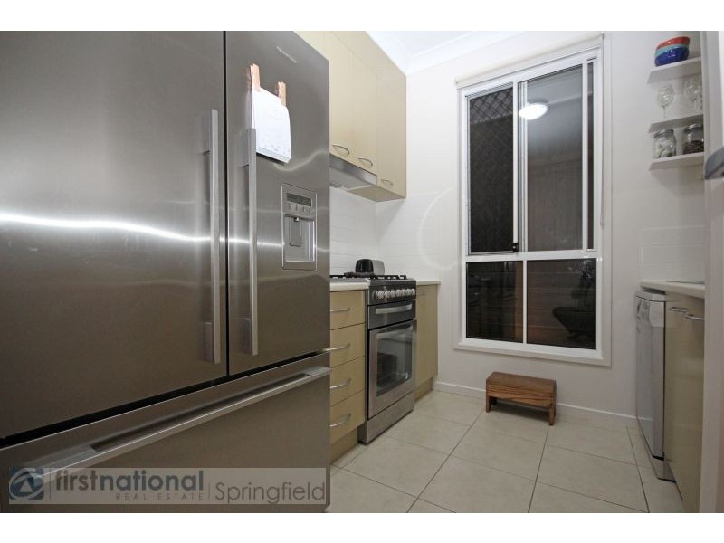 5 Skyline Avenue, Springfield Lakes QLD 4300