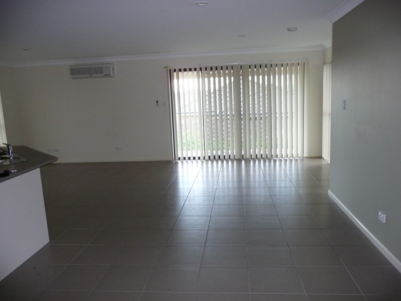 128 Edwards Street, Raceview QLD 4305