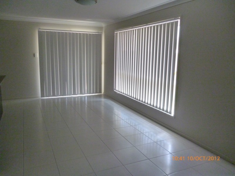 100 Valentine Circuit, Augustine Heights QLD 4300
