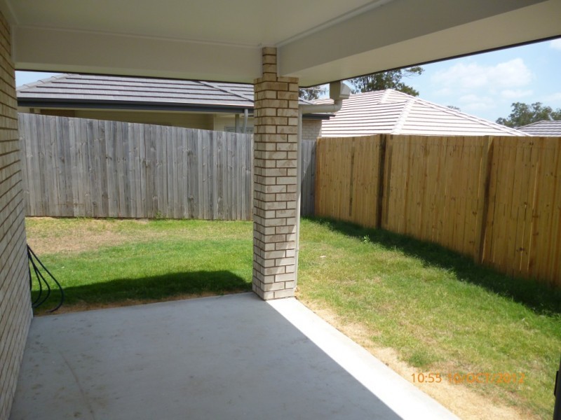 100 Valentine Circuit, Augustine Heights QLD 4300