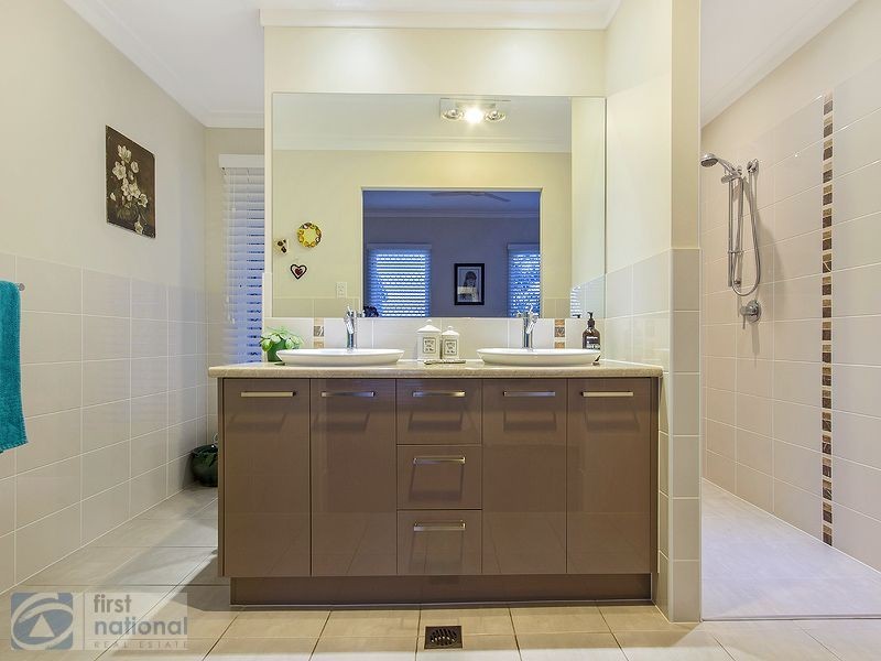 48 Parkview Drive, Springfield Lakes QLD 4300