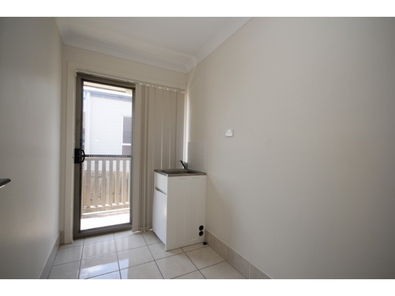 10 Lemongrass Place, Springfield Lakes QLD 4300