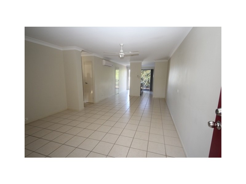 15 Creekside Drive, Springfield Lakes QLD 4300