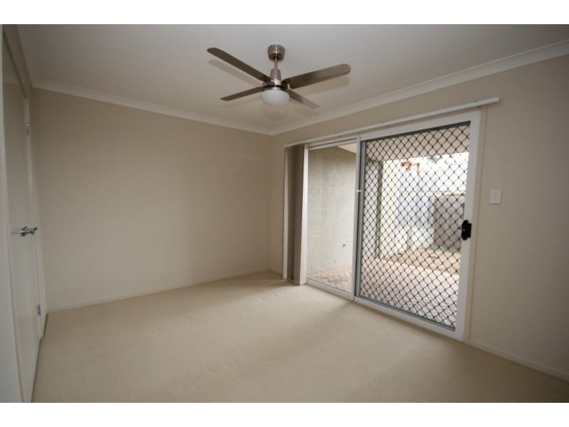 11 Riverside Crescent, Springfield Lakes QLD 4300