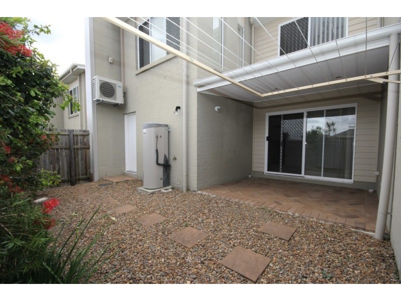 11 Riverside Crescent, Springfield Lakes QLD 4300