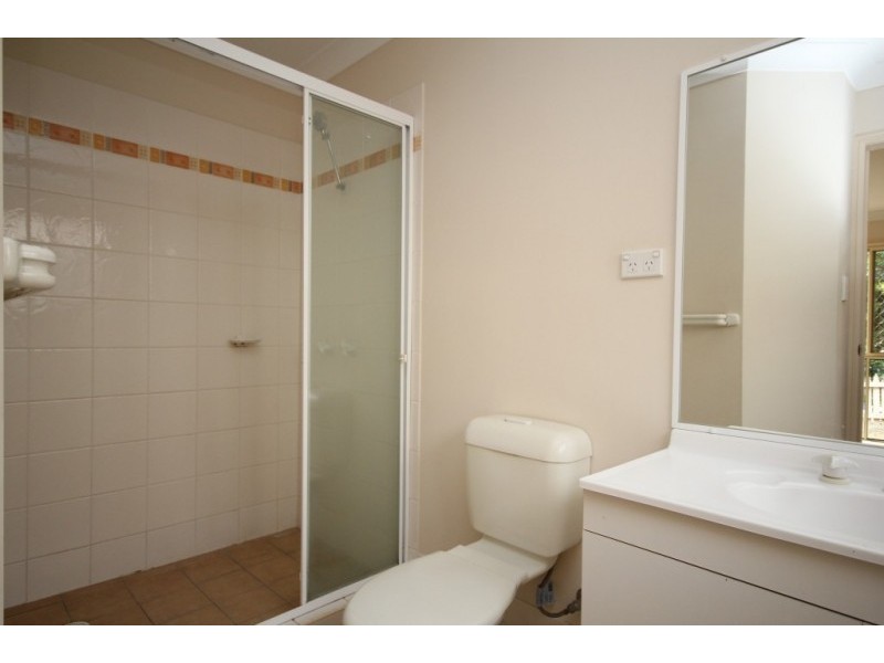 33 Greenleaf Avenue, Springfield Lakes QLD 4300