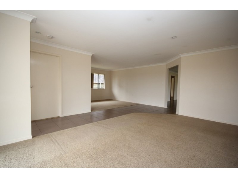 15 Cloudland Court, Springfield QLD 4300