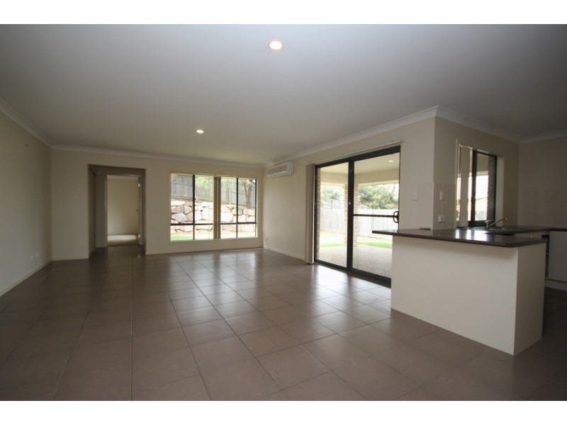 15 Cloudland Court, Springfield QLD 4300