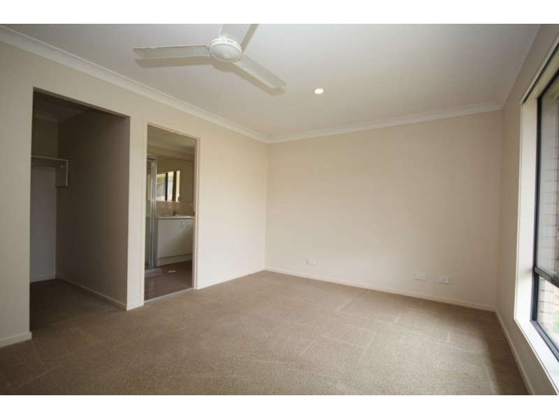 15 Cloudland Court, Springfield QLD 4300