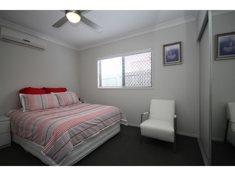 4 McGregor Place, Springfield Lakes QLD 4300