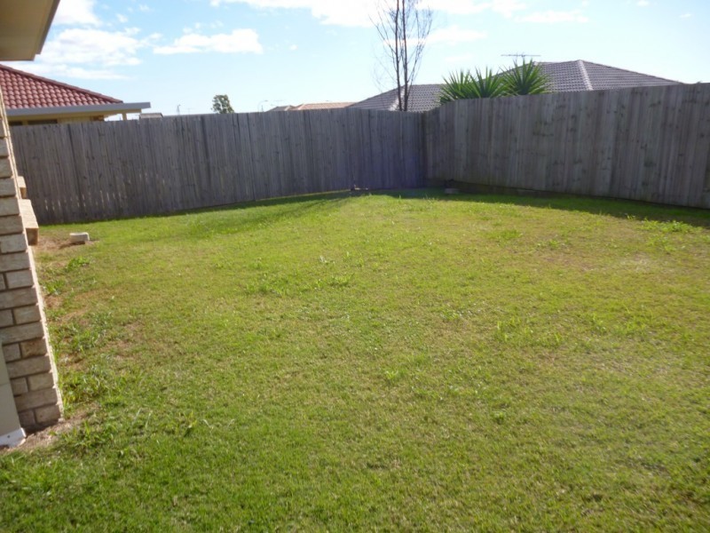 12 Acacia Close, Raceview QLD 4305