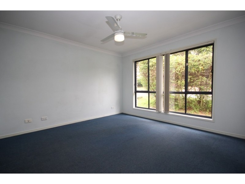 6 Bullen Circuit, Forest Lake QLD 4078