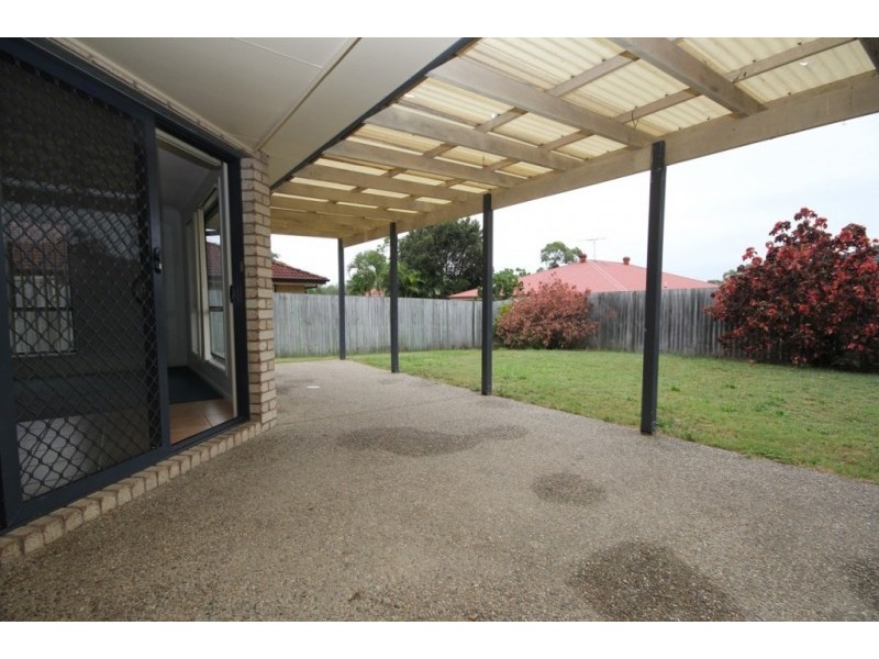 6 Bullen Circuit, Forest Lake QLD 4078