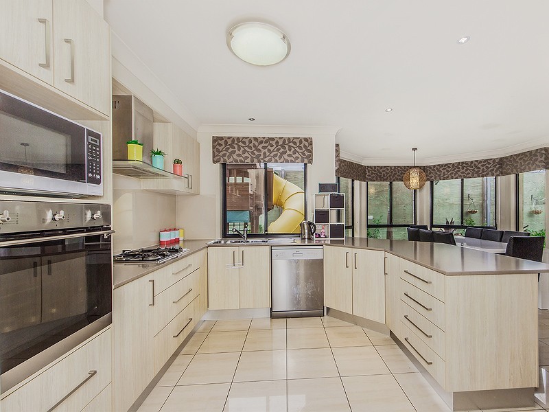 61 Juniper Street, Heathwood QLD 4110