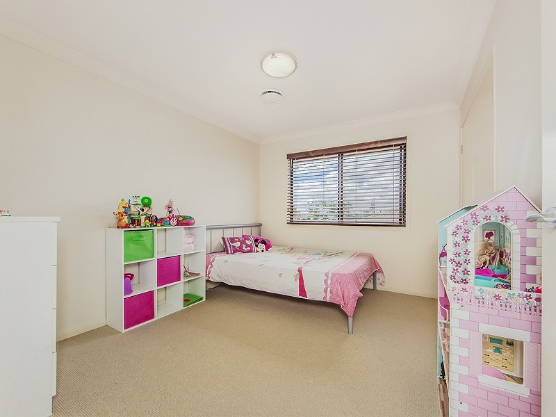 61 Juniper Street, Heathwood QLD 4110