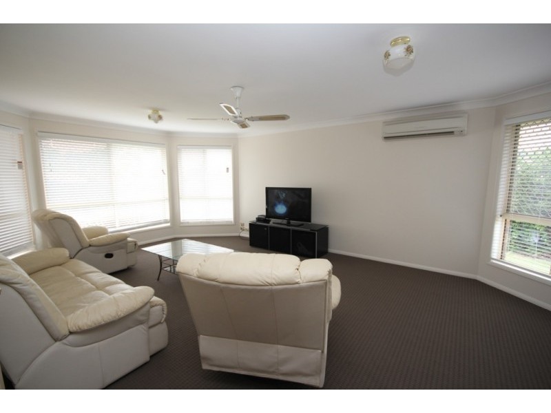 4 Glenhurst Court, Springfield QLD 4300