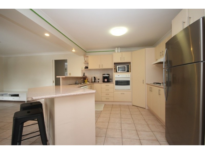 4 Glenhurst Court, Springfield QLD 4300