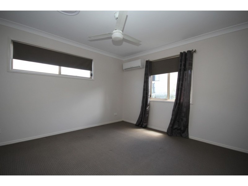 28 Laguna Crescent, Springfield Lakes QLD 4300