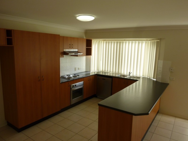 26 Vanessa Court, Camira QLD 4300