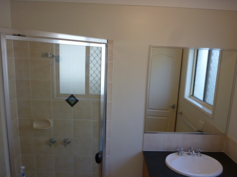 26 Vanessa Court, Camira QLD 4300