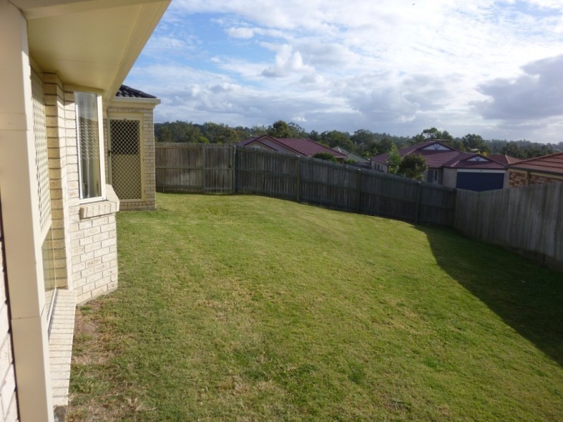 26 Vanessa Court, Camira QLD 4300