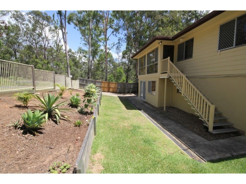 15 McCosker Street, Riverview QLD 4303