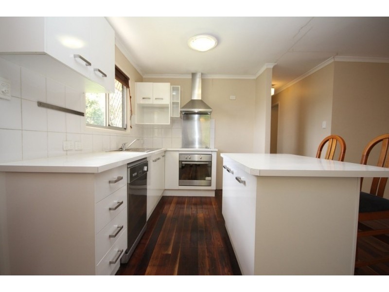 15 McCosker Street, Riverview QLD 4303