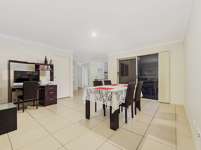 8 Peggy Crescent, Redbank Plains QLD 4301