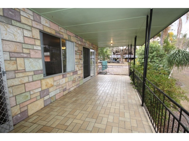 41 Ipswich Street, Riverview QLD 4303