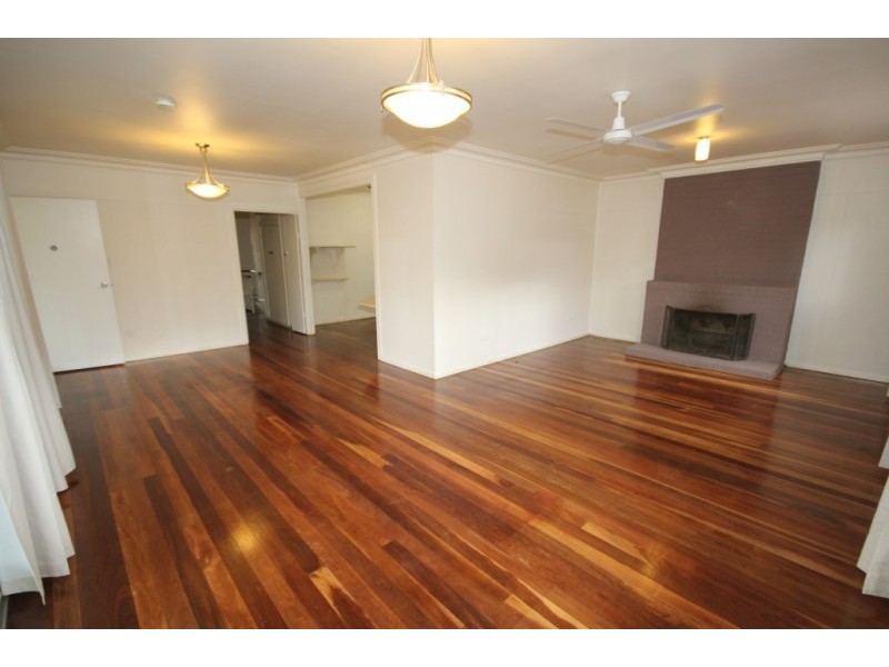 41 Ipswich Street, Riverview QLD 4303